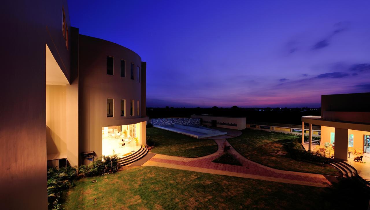 Sinclairs Burdwan Hotel Екстериор снимка